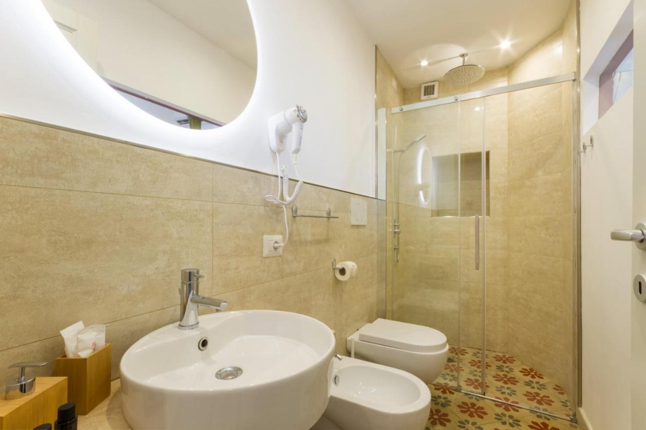 Reluxe Private Wellness Panzió Lecce Kültér fotó