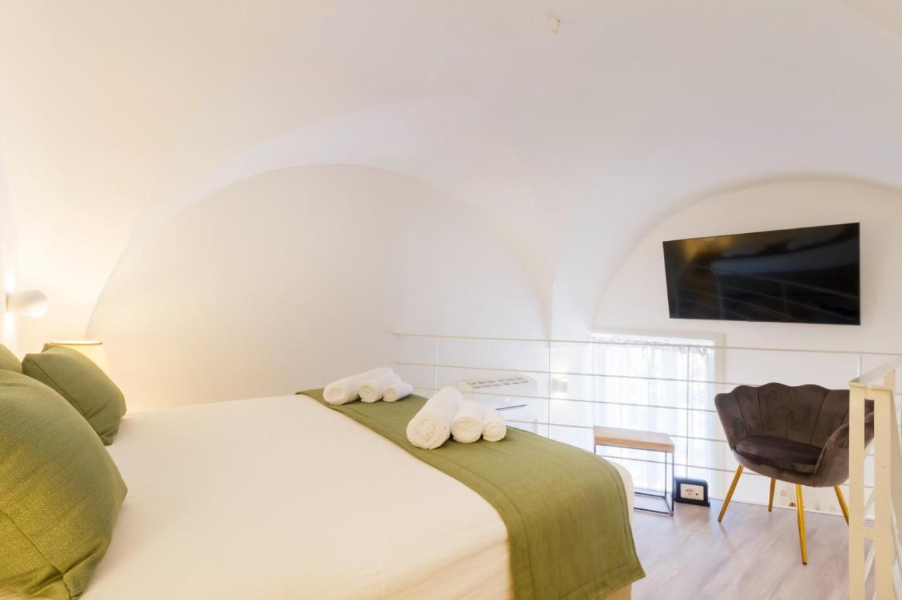 Reluxe Private Wellness Panzió Lecce Kültér fotó